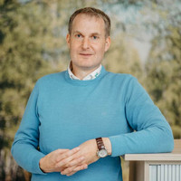 Ein Porträtbild von Sven-Hermann Pohlmann